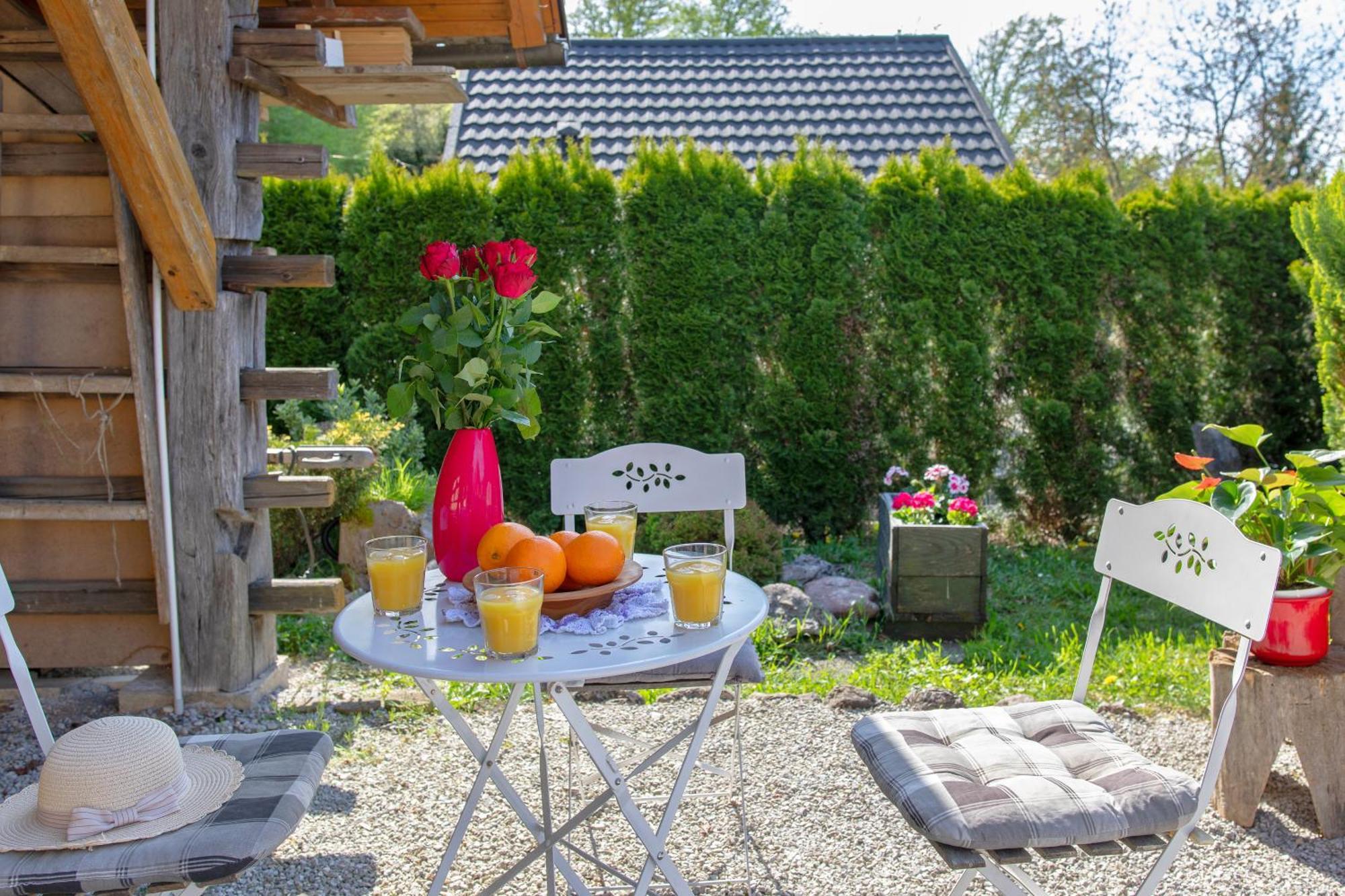 Quiet Family House Butterfly Place Dob Екстер'єр фото